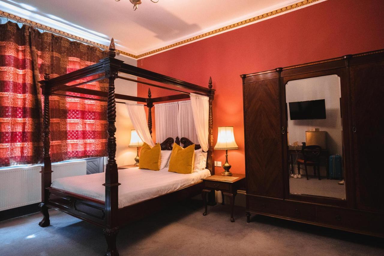 The Godwins Hotell Lugwardine Exteriör bild