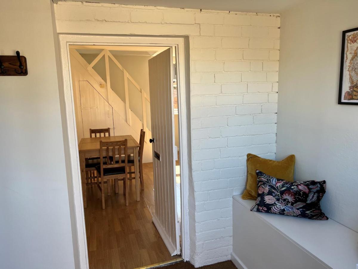 The Godwins Hotell Lugwardine Exteriör bild